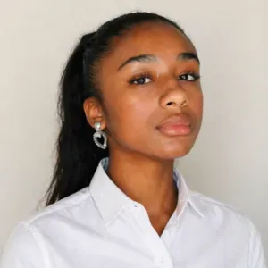 Baby sitter qui adore les enfants à Paris 