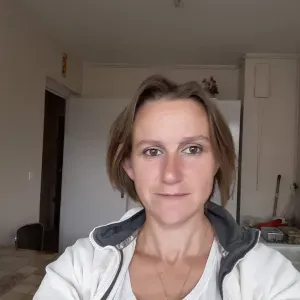 Je cherche un(e) assistante de vie