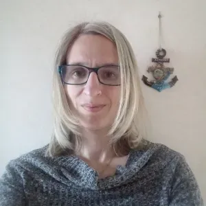 assistante maternelle quartier les goujon à st vallier