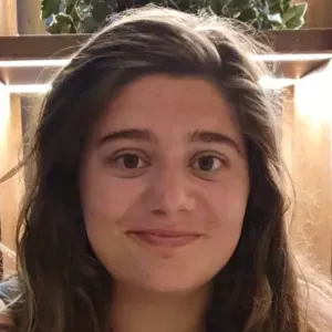 Professeure d'EPS et Baby-sitter expérimentée (78 et 95))