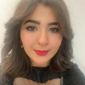 Baby-sitter disponible et motivée