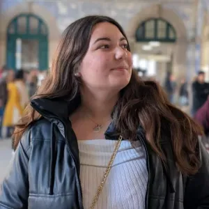 Babyssitter sem experiência em Coimbra