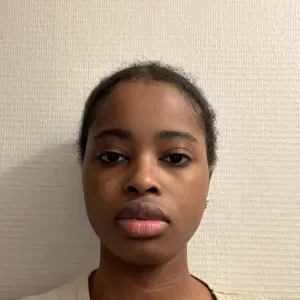 Femme de ménage sérieuse à Paris 