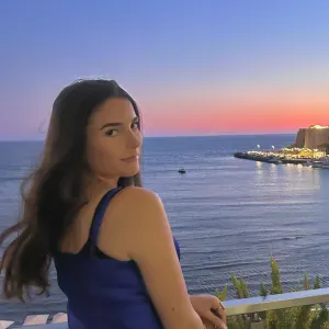 Kokenut lastenhoitaja vailla töitä!