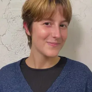 Explicadora de línguas e música em Lisboa