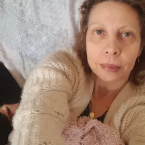 Dame de compagnie et vie sociale, administration