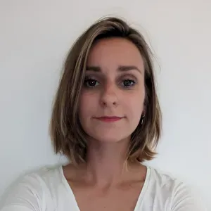 Babysitting (sérieuse, professionnelle et expérimentée) 