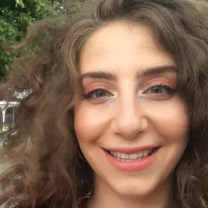 👶 Garde d'enfants expérimentée et bienveillante à Marseille