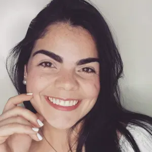 Ayuda doméstica a domicilio, responsable y con experiencia