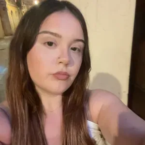 Jeune Nounou expérimenté disponible 