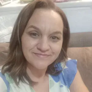 Babysitter em lagos cuido em sua casa !