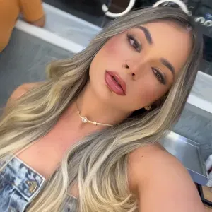 Governanta responsável em Paris 