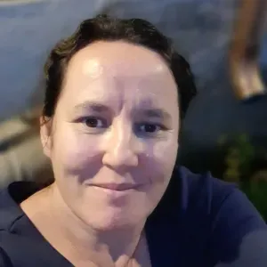 Maman de 6 enfants, disponible pour garder vos enfants