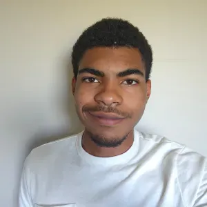 Pet-sitter débutant, fiable et attentif à vos compagnons