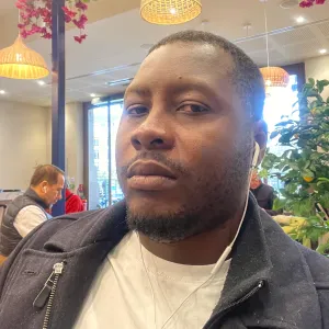 Aide aux taches ménagères, disponible actuellement.