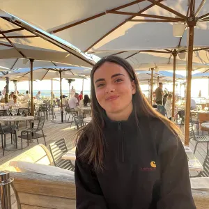 Jeune étudiante baby-sitter sur le bassin d'Arcachon !