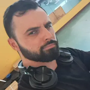 Je suis là pour vous faire aimer l'histoire-géo