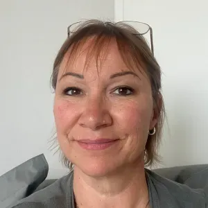 Nounou expérimentée pour soirée/week-end