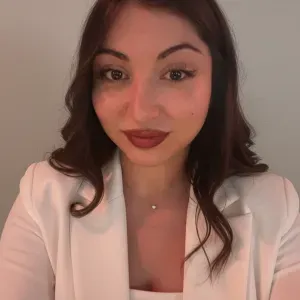 Reliable pet sitter and dog walker  Lilla Ursvik