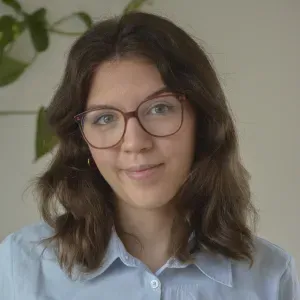 Enseignante aide aux devoirs et cours particuliers 