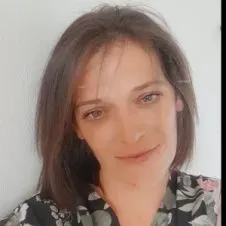 Baby-sitter, animatrice de jeunes enfants 