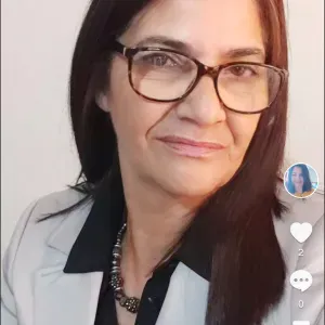 Empregada para  casa de família ou para cuidar de alguém 