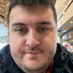 Baby sitter  disponible sur villerupt