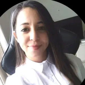 Nounou expérimentée et aides aux devoirs 