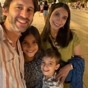 Recherche baby-sitter/garde d'enfants à domicile 