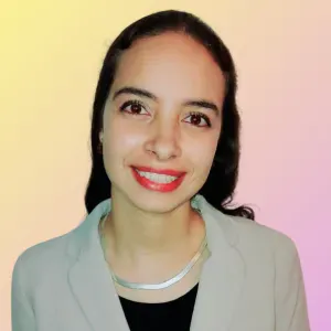 Promenade de chiens petits/moyens – Dame sérieuse et douce