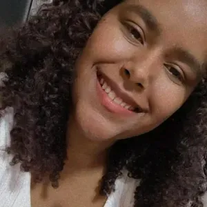 Empregada de limpeza Responsável e perfeccionista 