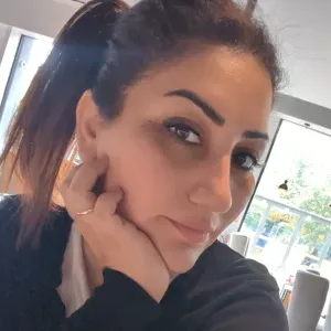 Experienced babysitter in Stockport