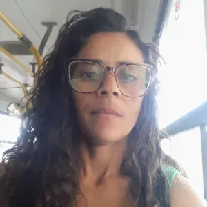 Empregada de limpeza casas e apartamentos 