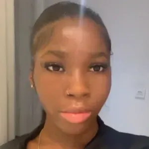 Babysitter in London & Nottingham 