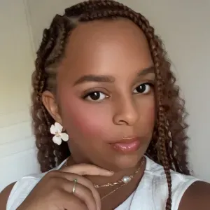 auxiliaire de vie et aide à domicile à cergy 