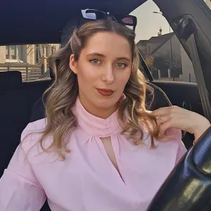 Femme de ménage sérieuse à Paris