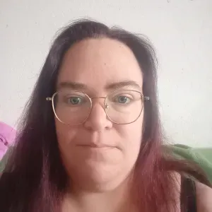 Aide ménagère , garde d'animaux, aide aux devoirs 