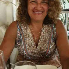 Cerco lavoro  come colf e servizi  di pulizia