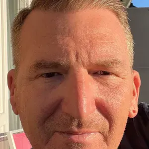 Je cherche une femme de menage pour repassage