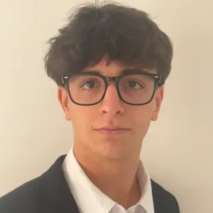 Empregado de limpeza responsável em Figueira da Foz