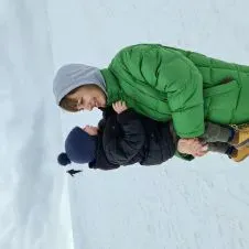 Baby-sitter part of time