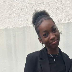 Baby-sitter débutante mais déterminée sur Rouen