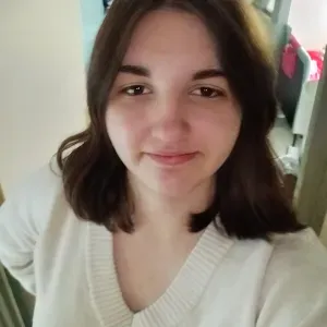 Professeure particulier en francais à montfort sur meu