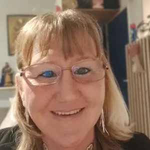 Femme de ménage Belgique 14 ans