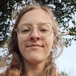 Baby-sitter à la Baconnière et aux alentours.