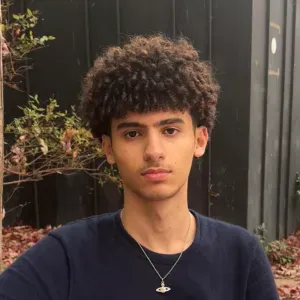 Baby-sitter expérimenté à Paris et aux alentours