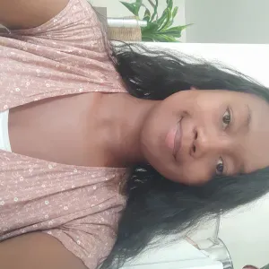 Babysitter expérimentée à Sedan