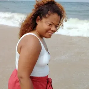 Pet sitter et toiletteuse professionnelle 