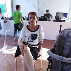 Disponibile come baby sitter o tata