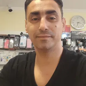 Ensengente du lingua francese et arabo